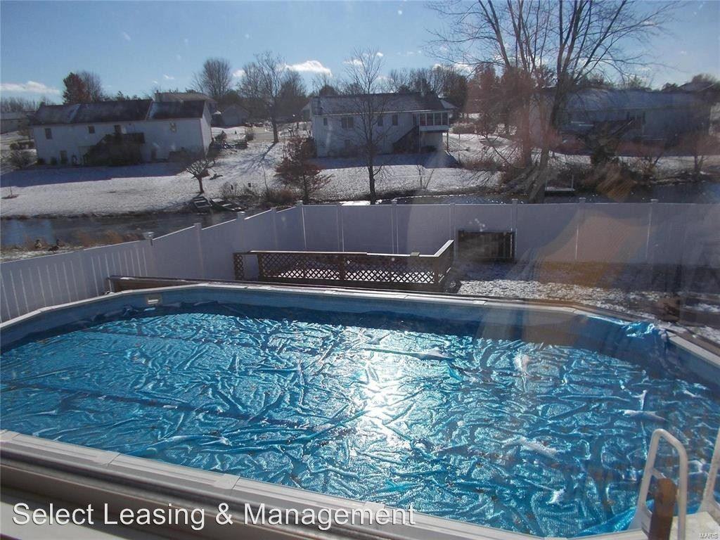 436 Chantilly Ct - Photo 2 of 12