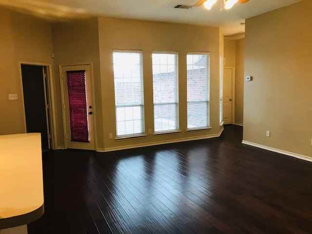 1322 Canterbury Dr - Photo 2 of 15