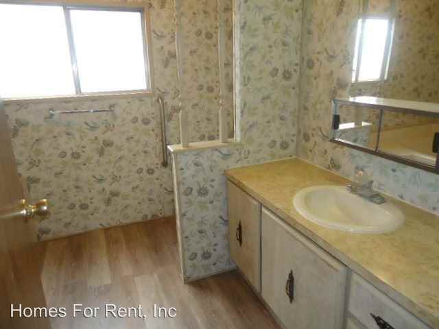 19441 Rd 234 - Photo 2 of 3