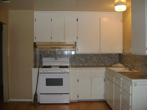 6724 51st St - Photo 2 of 12