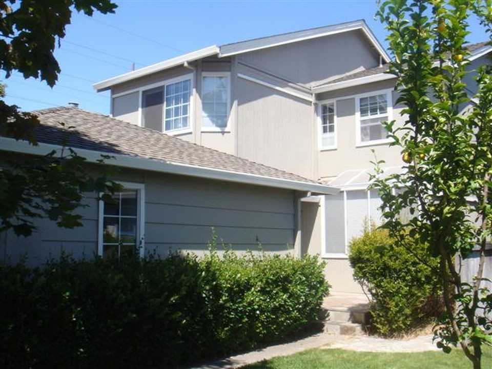 20 Gloucester Cove - Photo 2 of 17