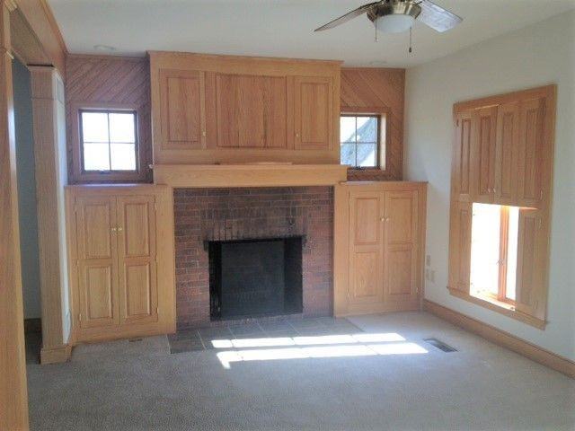 410 Sheridan Rd - Photo 2 of 9