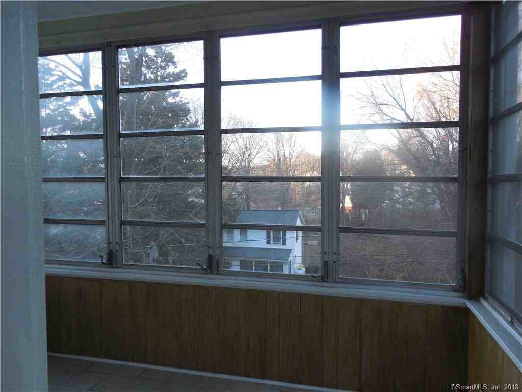 22 Union St - Photo 2 of 14
