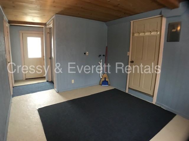 925 N 3rd St - Photo 2 of 13