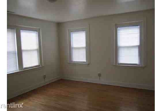17 Howe St #A3 - Photo 2 of 6