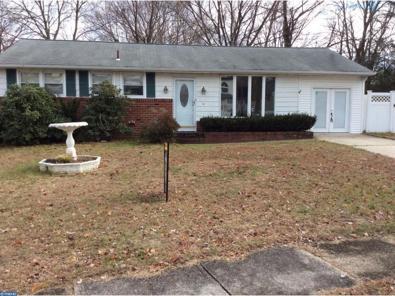 10 Lancia Pl - Photo 2 of 22