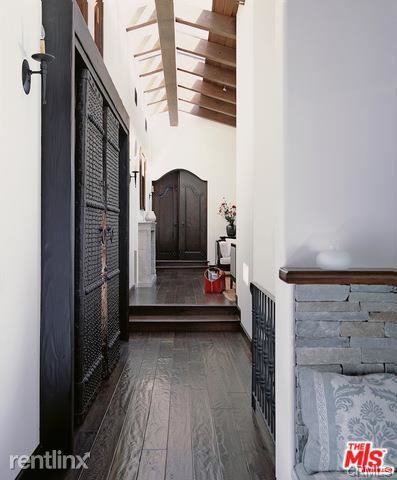 30063 Andromeda Ln - Photo 2 of 16