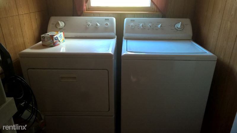 4101 Molly Dr - Photo 3 of 8