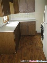 1926 Margaret St - Photo 3 of 15