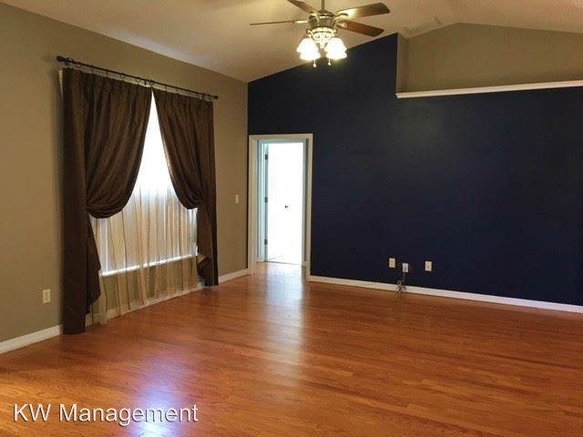 1112 NE 21st Ct - Photo 2 of 23