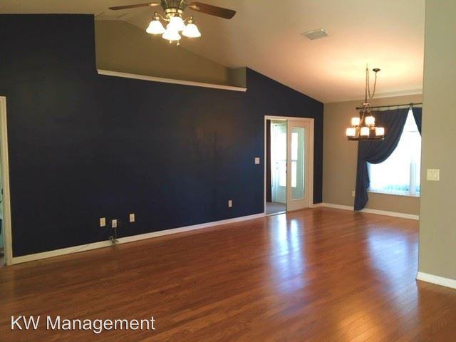 1112 NE 21st Ct - Photo 3 of 23