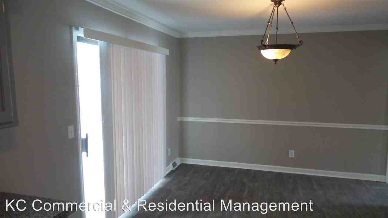 8007 Pleasant Valley Rd - Photo 3 of 17