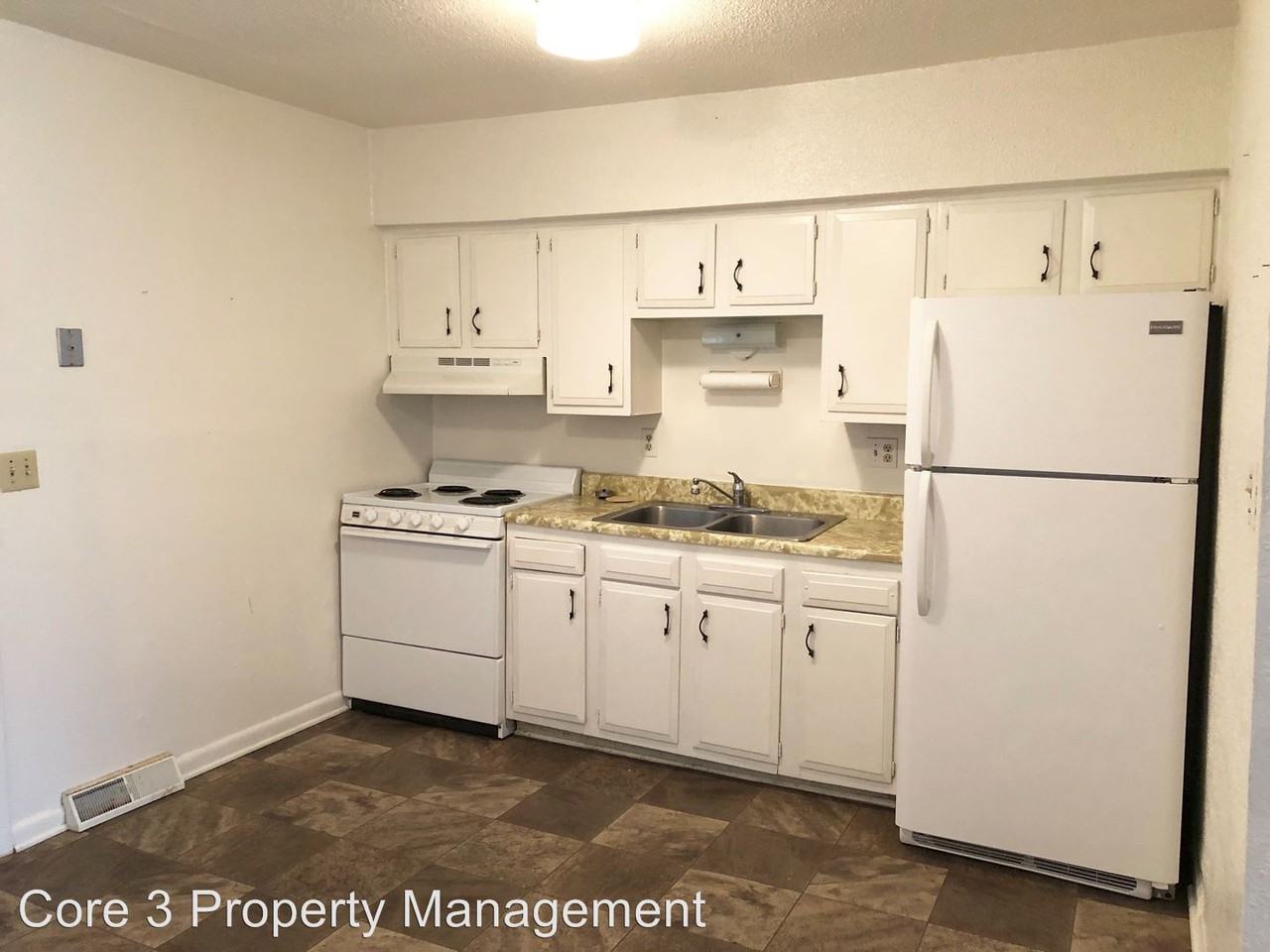 916 S Creve Coeur Ave - Photo 3 of 10