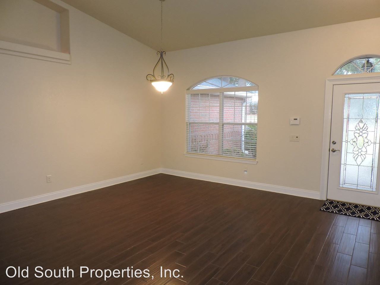 5955 Creek Side Cir - Photo 2 of 20