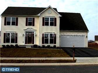 174 Tweedsmere Dr - Photo 2 of 17