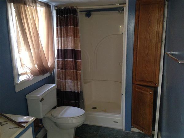 204 Winchester Hwy - Photo 3 of 15