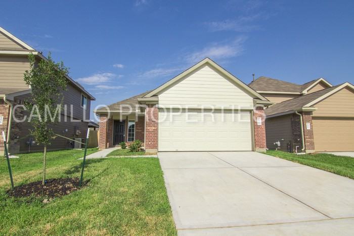 10306 S Post Oak Rd - Photo 2 of 17