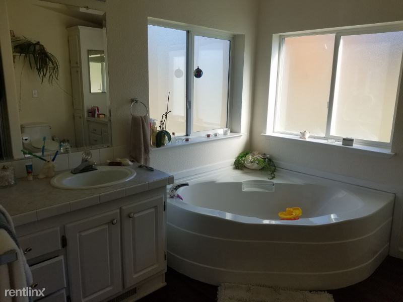 100 Pudding Creek Rd - Photo 3 of 11
