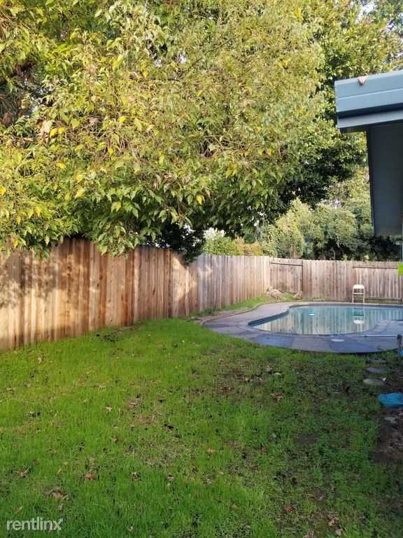 10037 El Chorlito Dr - Photo 3 of 10