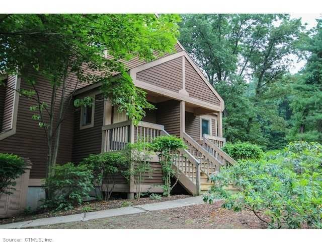 12 Ashford Dr - Photo 2 of 9