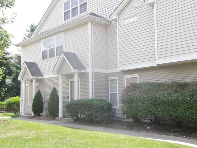 71 Mayer Dr - Photo 2 of 13