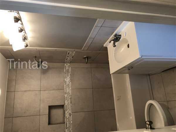 324 E Young Pl - Photo 3 of 9