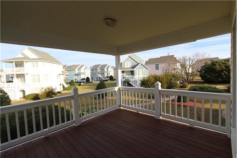 54 Sailfish Dr - Photo 3 of 37