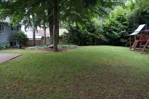 5990 SW Spruce Ave - Photo 3 of 23