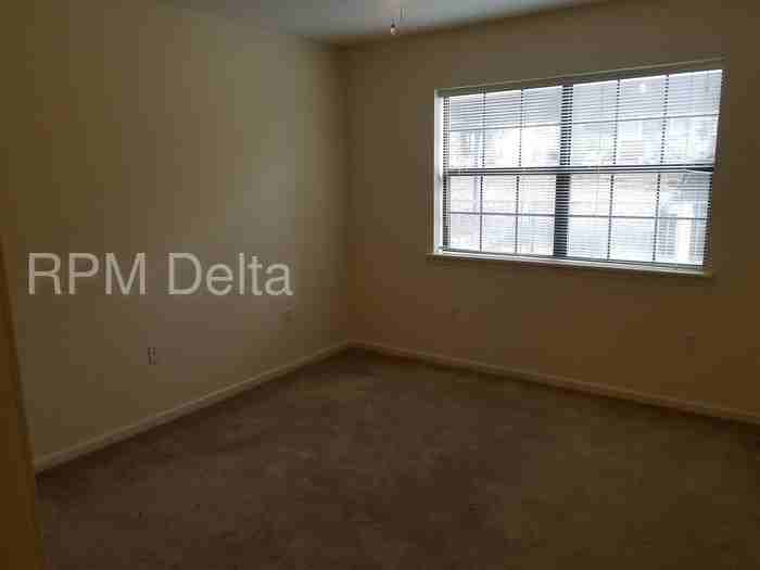 609 N Park St #A - Photo 3 of 15