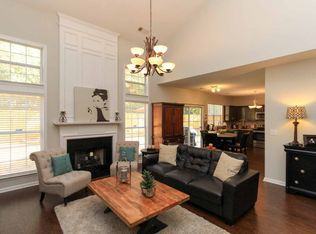 745 Soneley Court - Photo 2 of 7