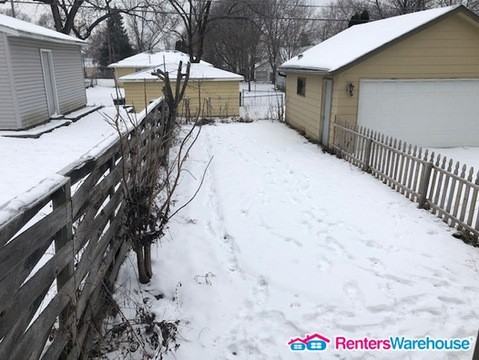 3820 Jackson St NE - Photo 3 of 15