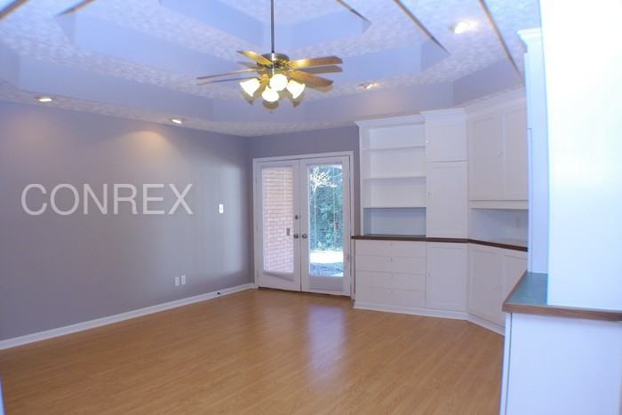 70 Bellview Dr - Photo 3 of 9