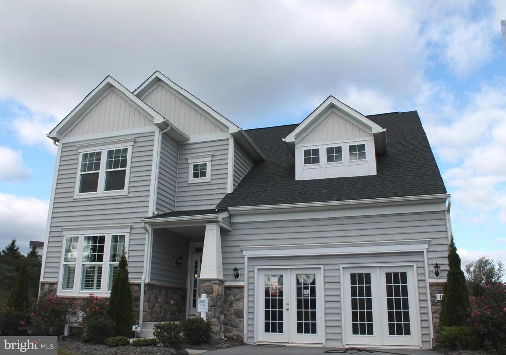 101 Megan Ln - Photo 2 of 50