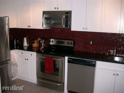 1500 Hudson St - Photo 2 of 5