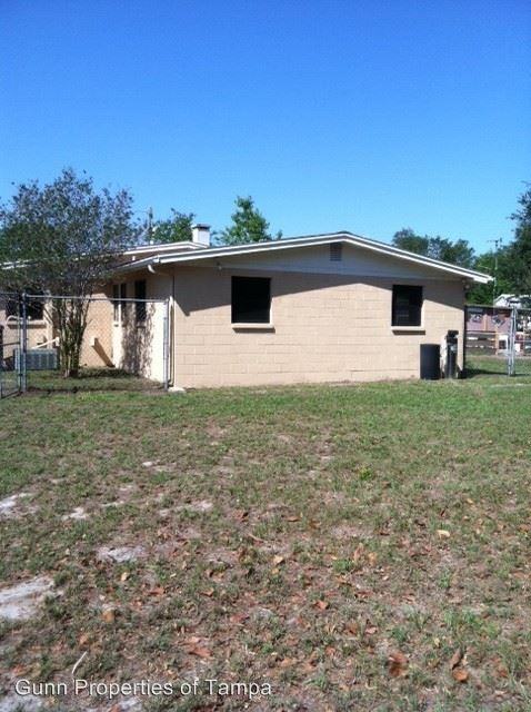 4504 Ashmore Dr - Photo 3 of 11