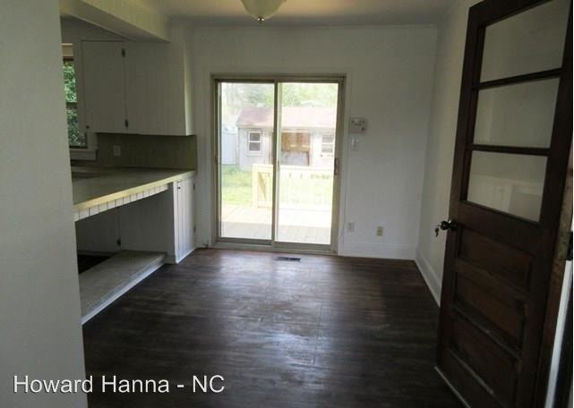 408 New York Ave - Photo 3 of 11