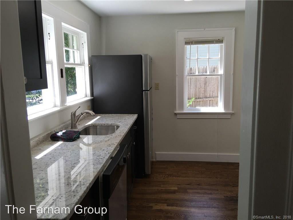 196 Waite St - Photo 2 of 12