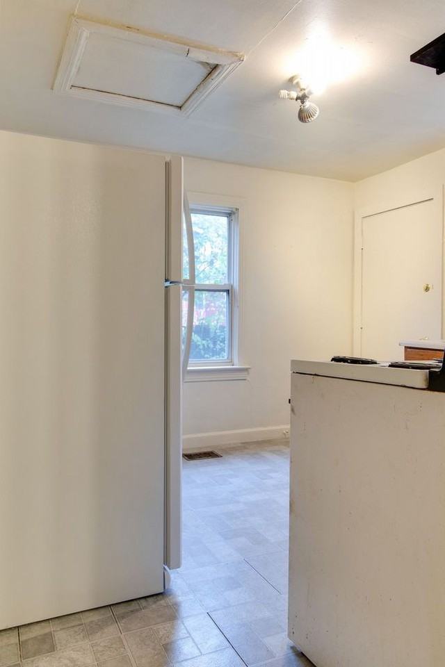 1401 Holly St - Photo 3 of 11