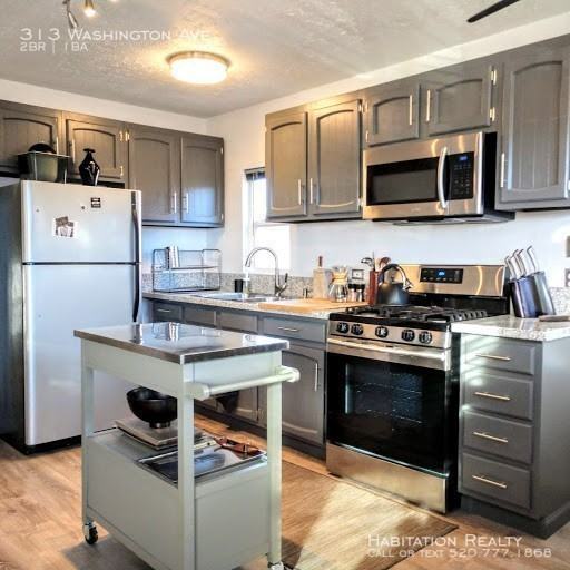 313 N Washington Ave - Photo 2 of 11