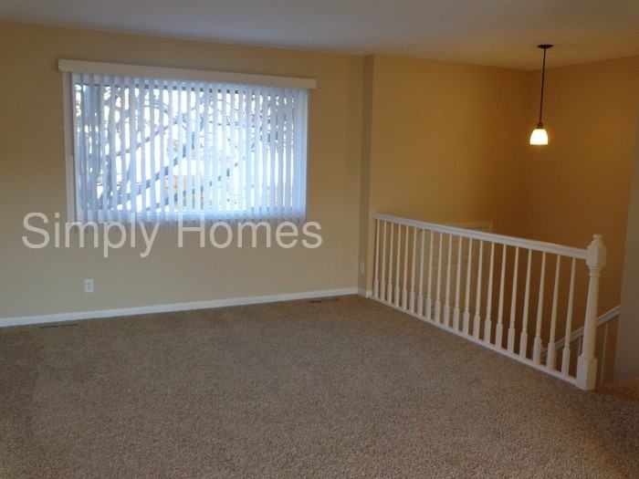 5106 North 128th Street - Photo 2 of 10