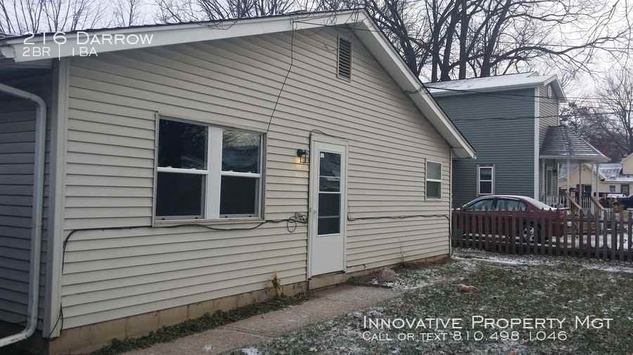 216 Darrow St - Photo 2 of 11