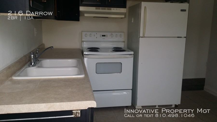 216 Darrow St - Photo 3 of 11