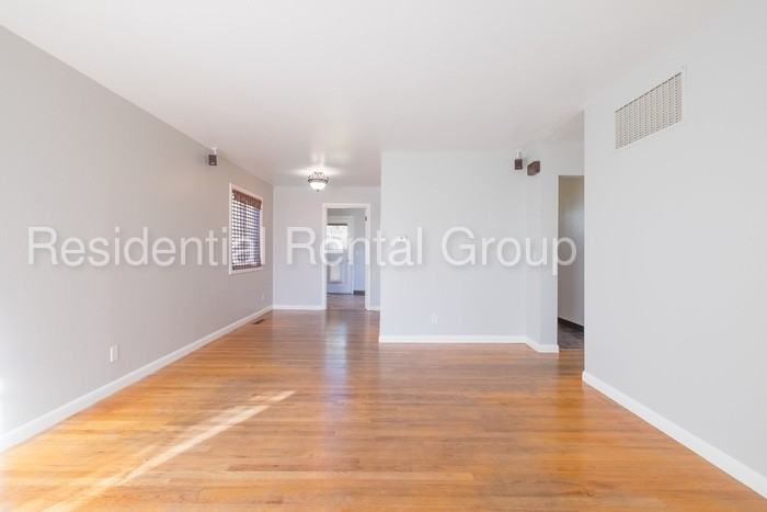 2573 Cambridge St - Photo 2 of 18