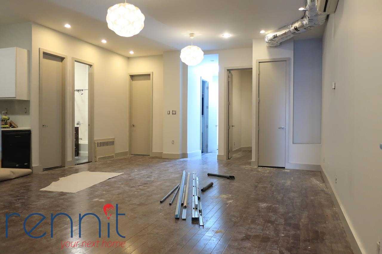 26 Wilson Avenue #1R