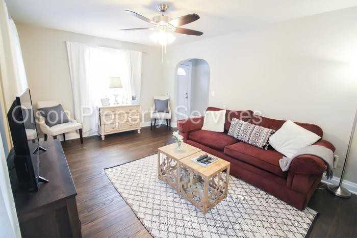 7660 Colorado St - Photo 2 of 23