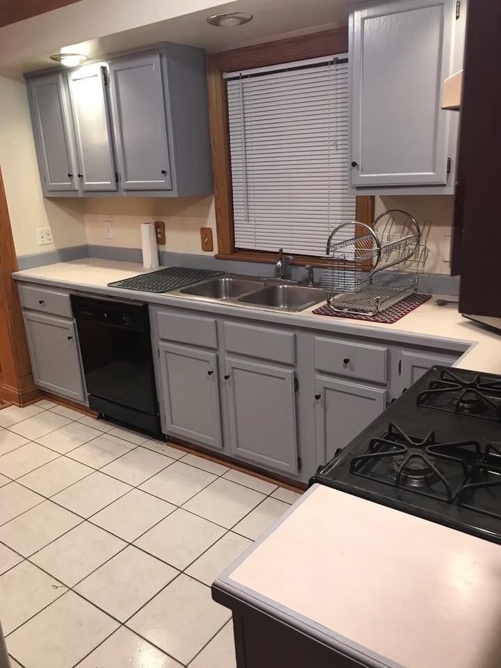 10612 Clifton Blvd - Photo 2 of 11