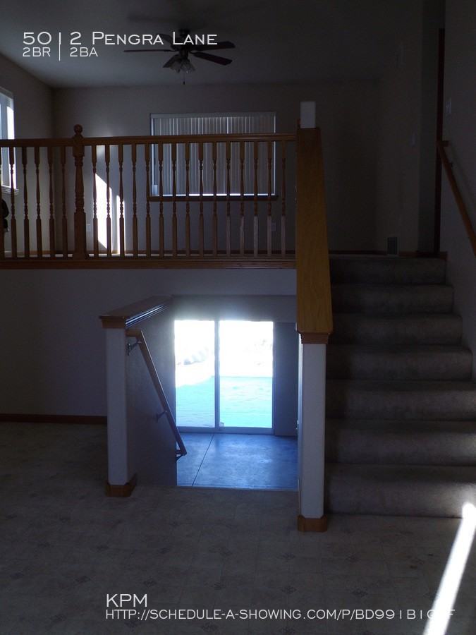 5012 Pengra Ln - Photo 3 of 11