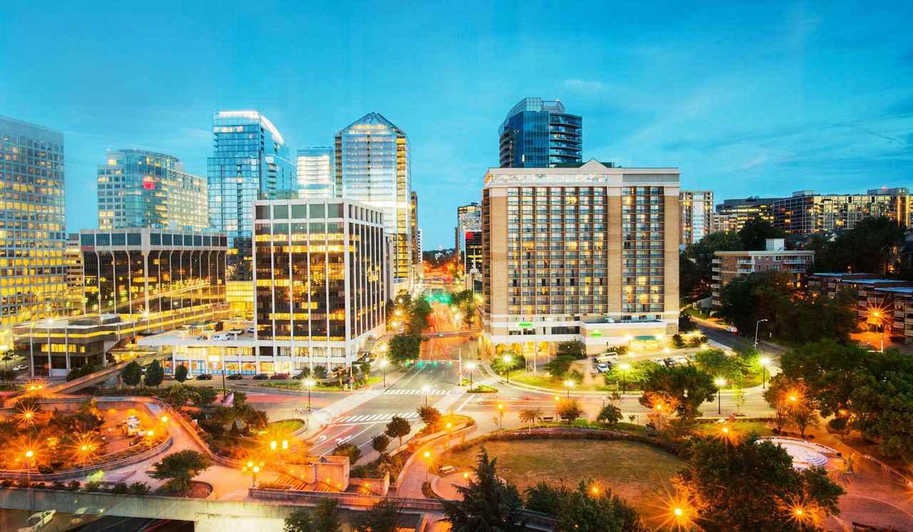 Avery Row - Photo 2 of 17