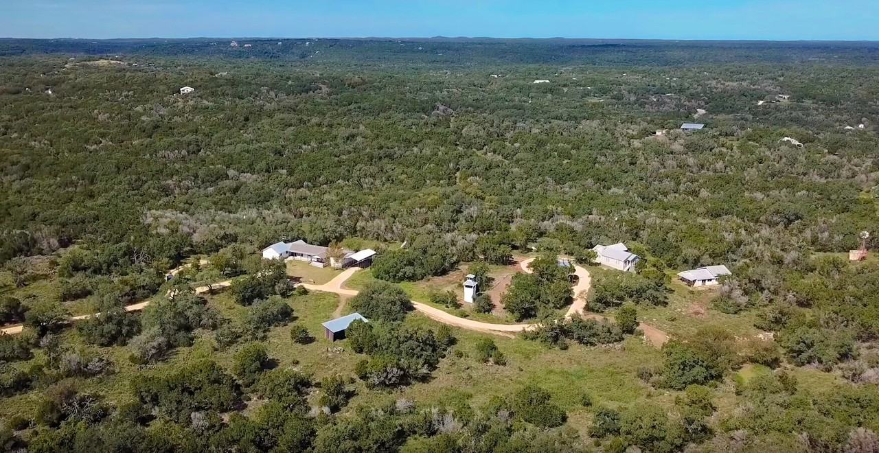 1550 Alpine Trail - Photo 3 of 33