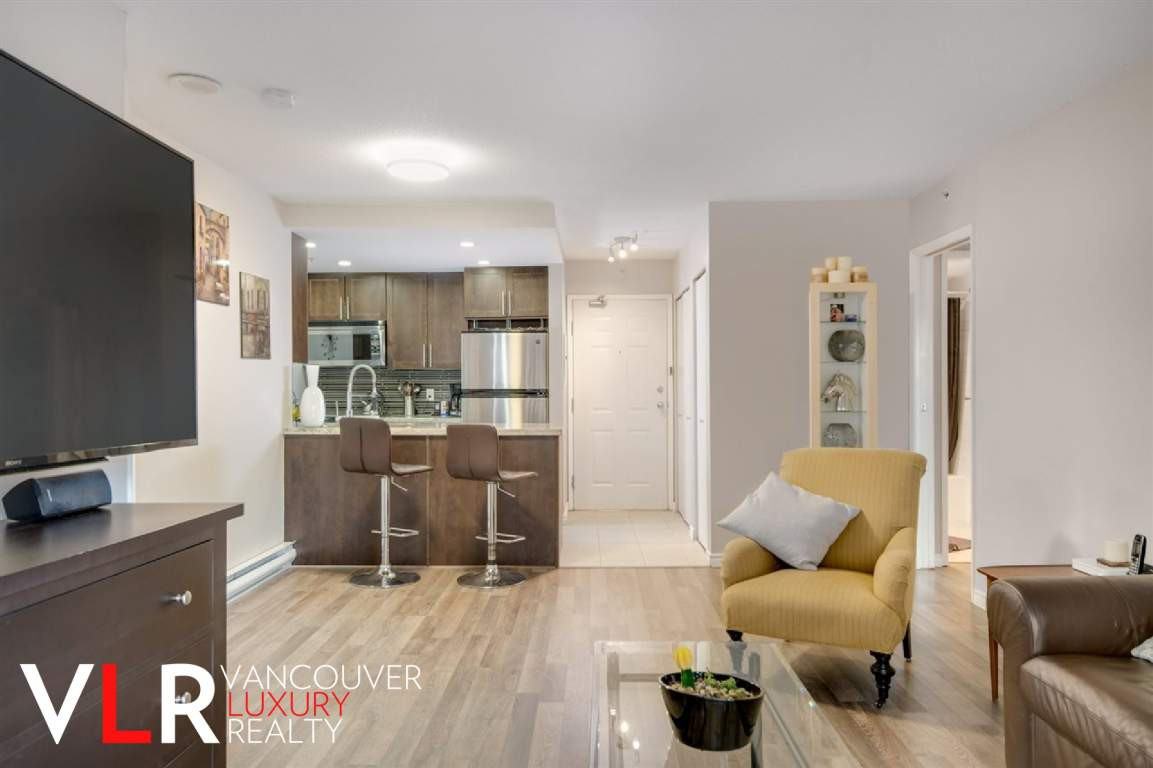 811 Helmcken Street (# 4169) - Photo 2 of 12